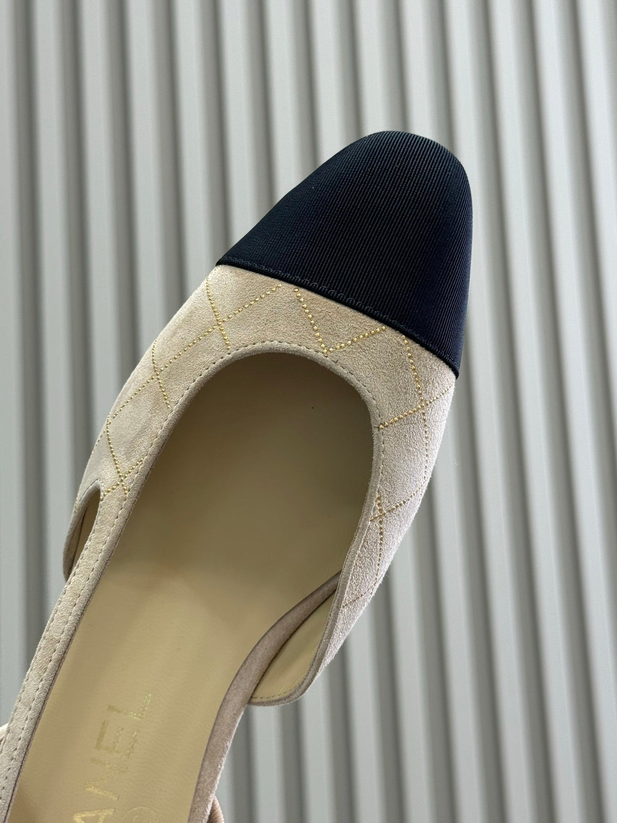 Chanel 25 Plaid Slingback Flat Beige Black Suede Sheepskin 468362