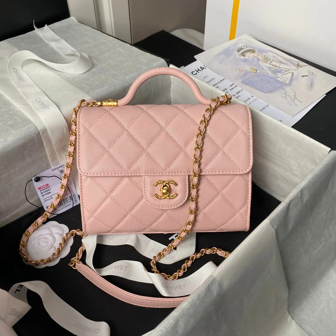 CC  25S FLAP BAG 21 CM IN LIGHT PINK GRAINED LAMBSKIN WITH TOP HANDLE